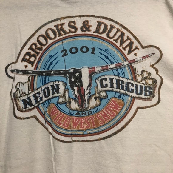 Vintage 2000 Brooks & Dunn Nitro Circus Shirt - Picture 6 of 6